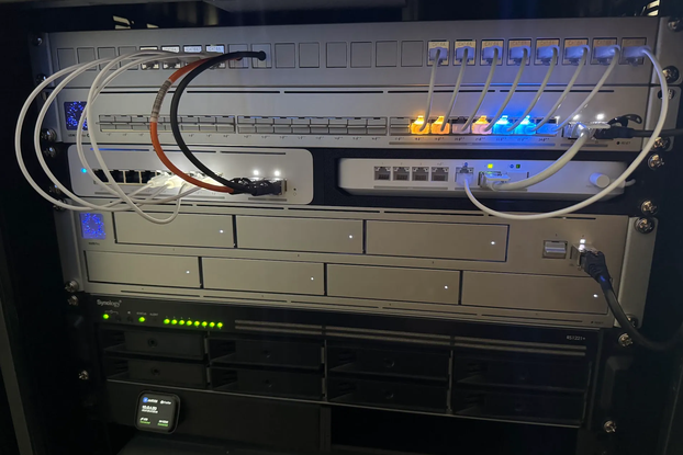 Unifi Pro XG 8 PoE 1U 19-inch Modular Rack Mount