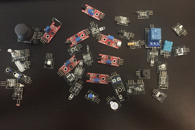 Sensor Kit: 37 Sensor Assortment Arduino