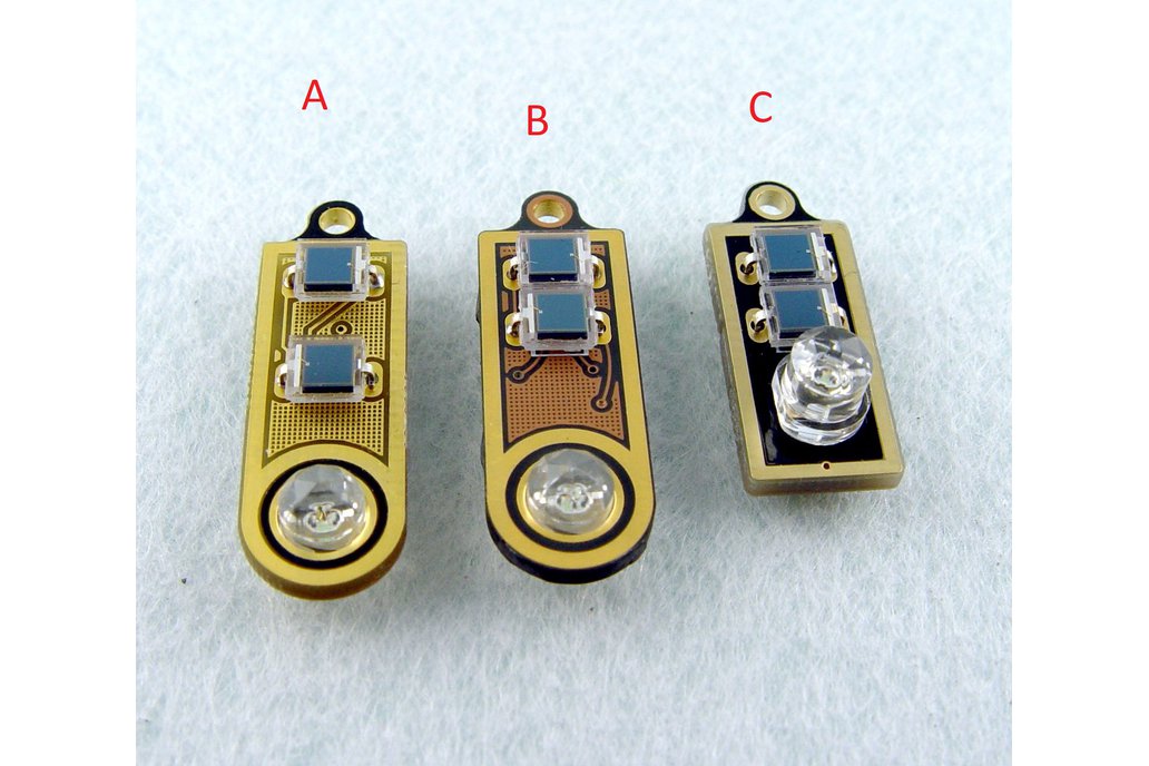 Solar flashing green diamond LED earrings, pendant 1