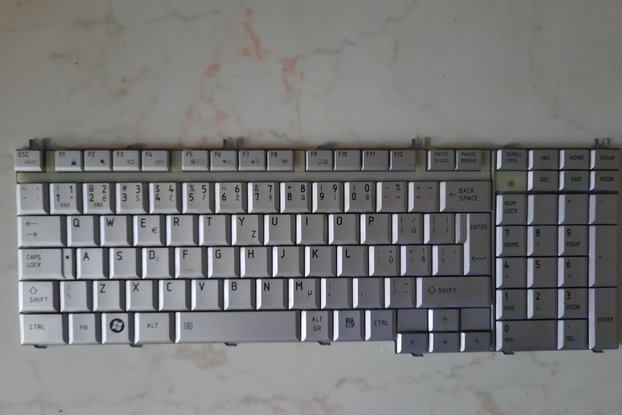 Keyboard for laptop Toshiba Satellite X200 (Czech)