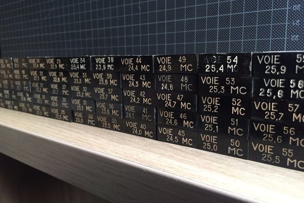 Lot of 65+ Radio Crystal Oscillators - Multi Freq