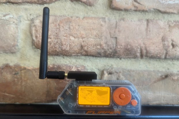 Mouse Hunter 2.4 GHz for Flipper Zero