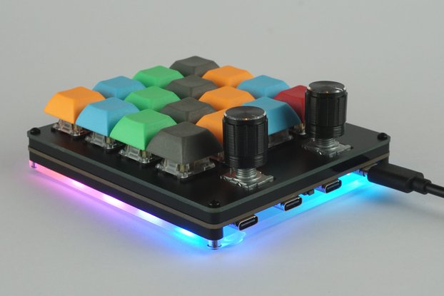 Hub16 - Programmable Macro Keyboard