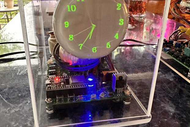 Mini Oscilloscope Clock VCR139 Cathode Ray Tube 3"