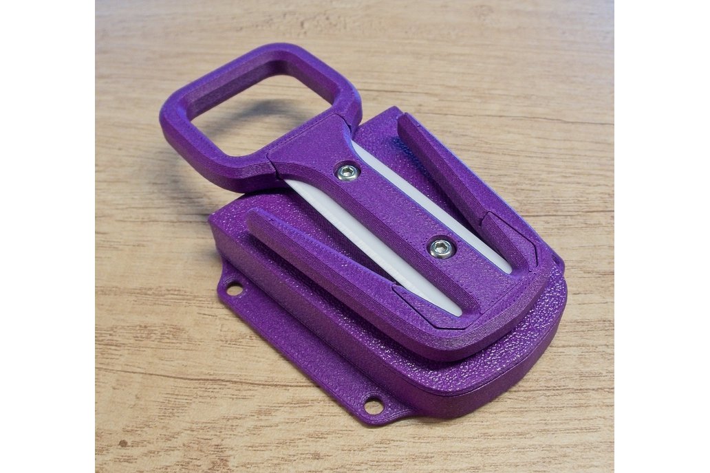 Line cutter with ceramic blade 1