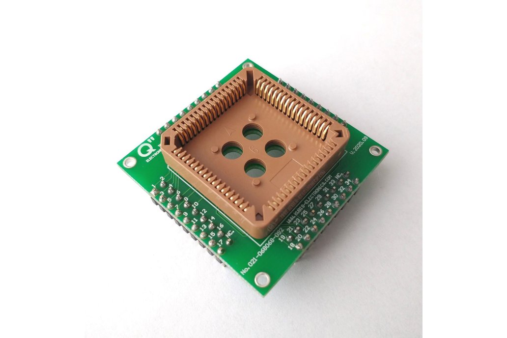 Adapter PLCC68T to 4xIDC2x9. 1