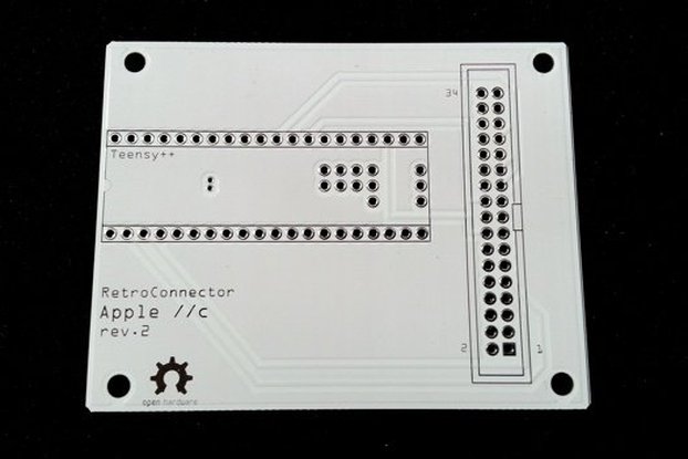 RetroConnector keyboard shield for Apple IIc+ kit
