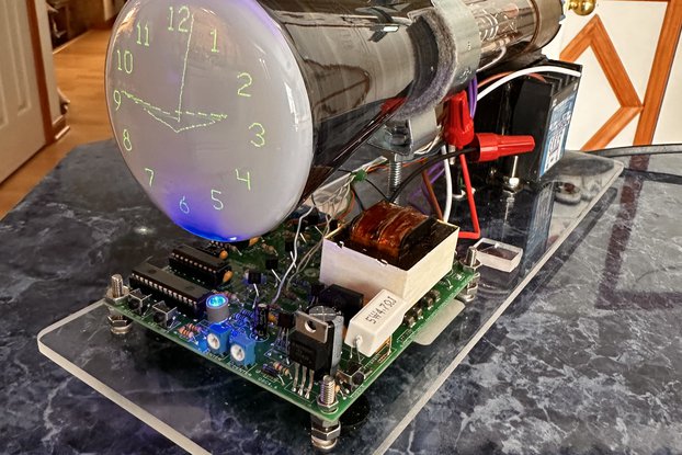 Mini oscilloscope clock OSC4.6 original vector