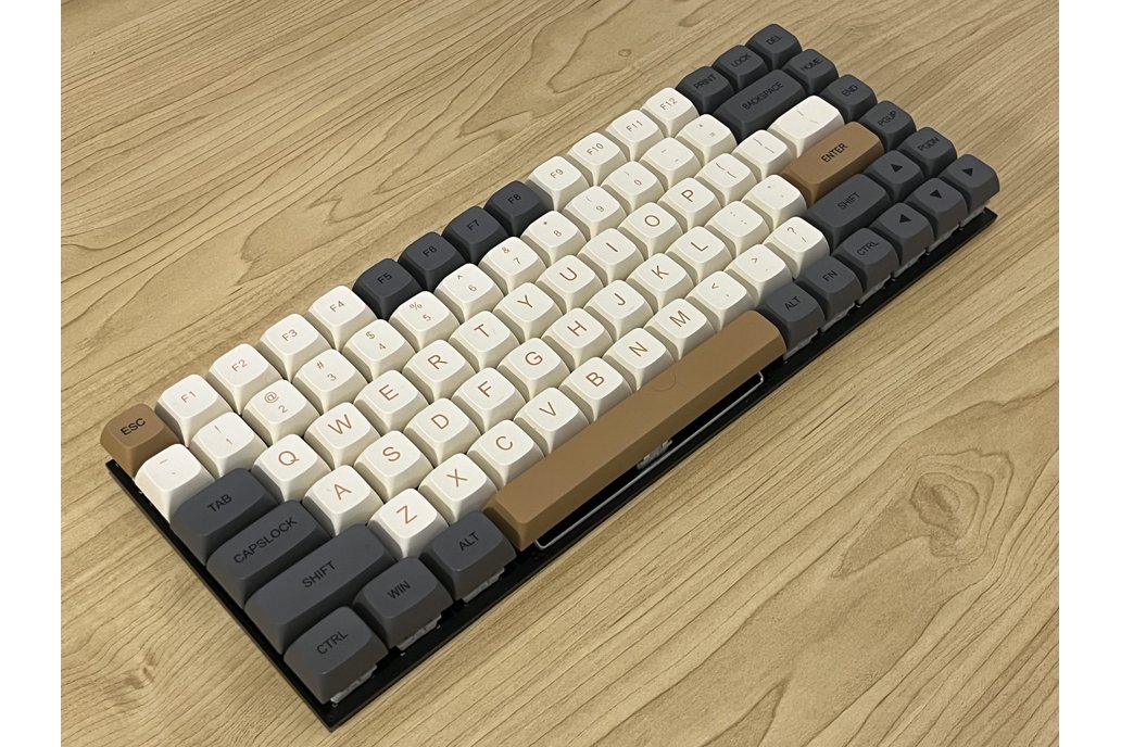 Minimilistic Mechanical Keyboard (Hot-Swappable) 1