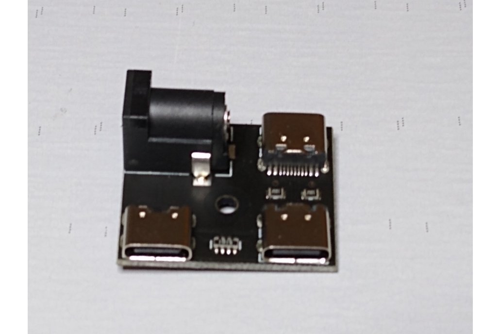 USB-C/PWR Splitter 1