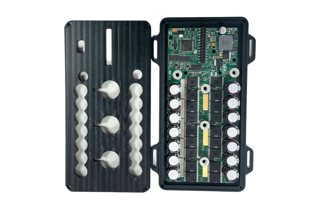 SEVEN 18 VESC Motor Controller With Case – Nylon T 1