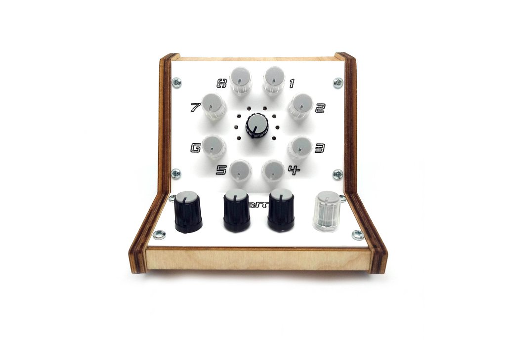 Sismo Qadrox Sequenced Synthesizer 1