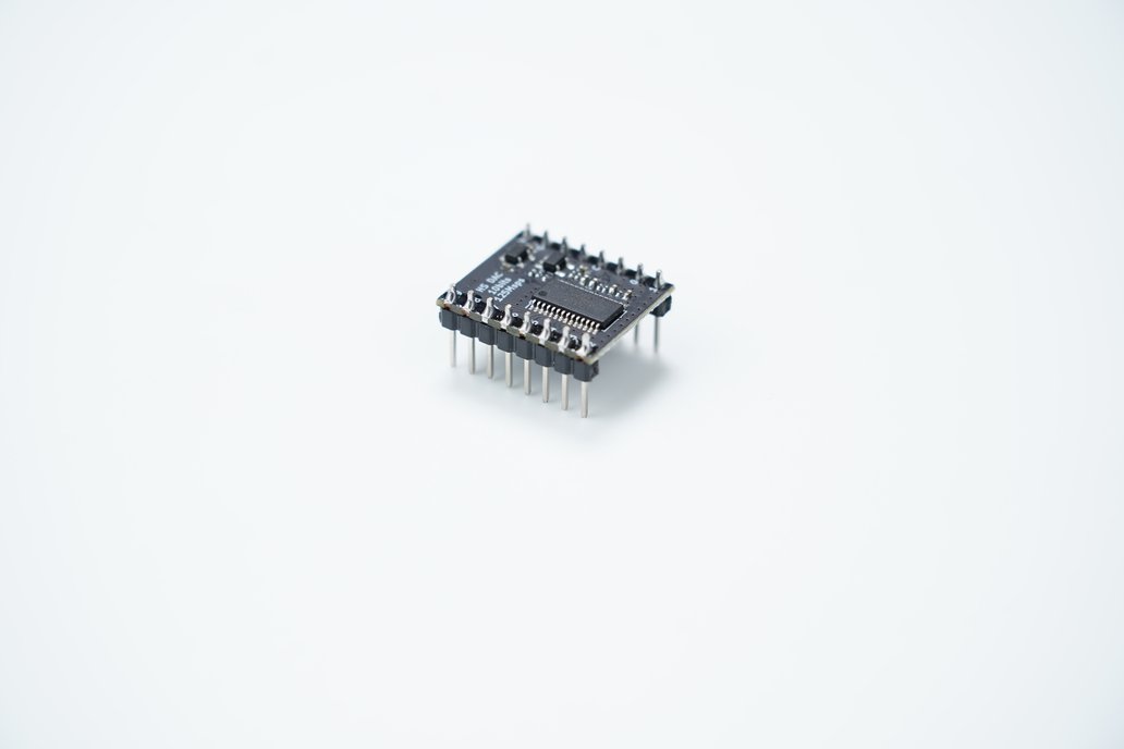 10-bit/125Msps high-speed DAC module 1