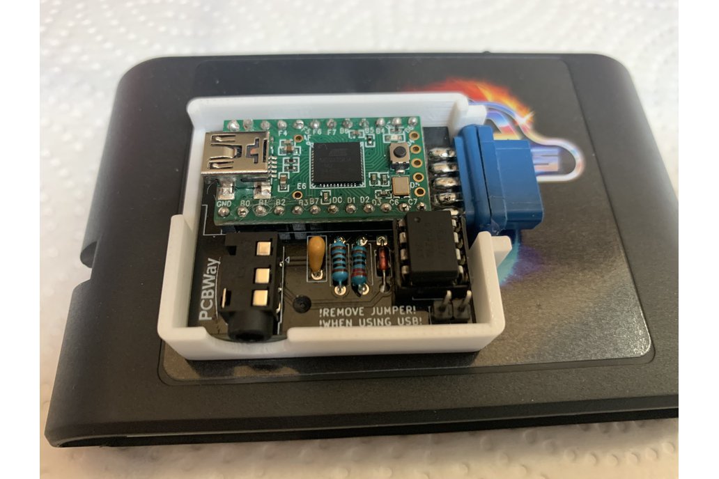 GenMDM Sega Genesis / Mega Drive MIDI adapter 1
