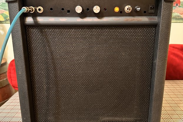 Tube amp for guitar or bass 5E3 / Pro Jr clone