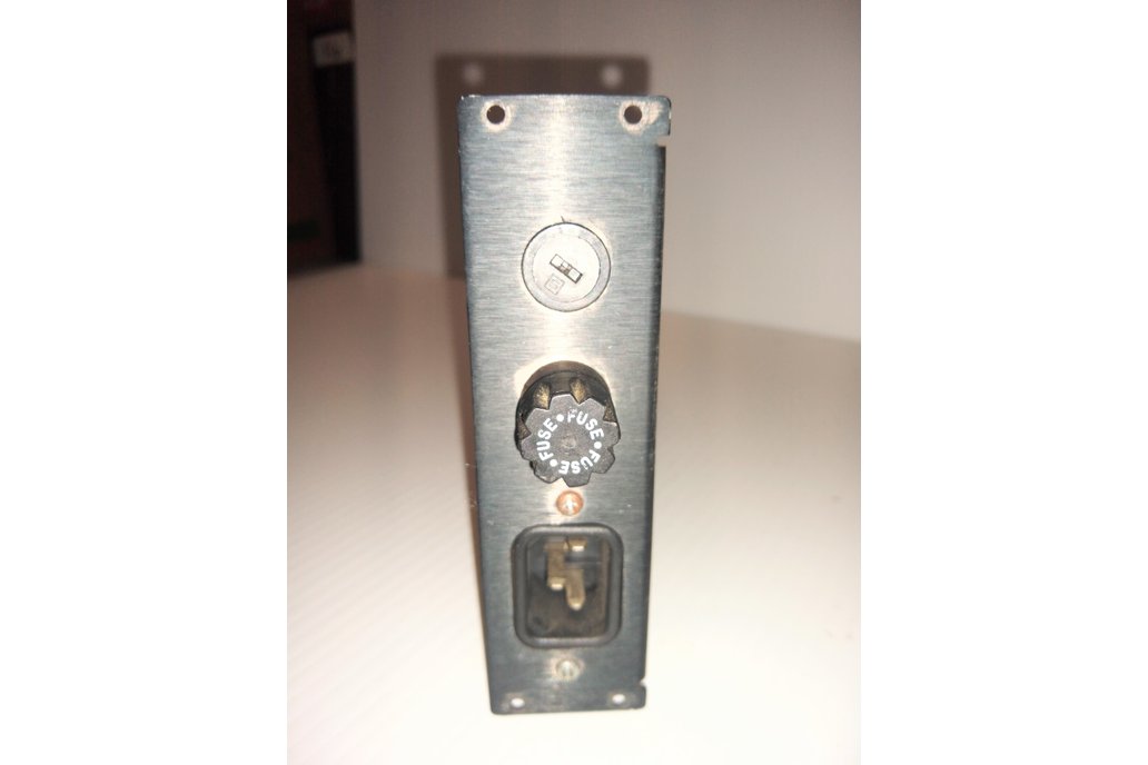 Mounted AC Receptacle 1AMP/250VOLTS/////// 1