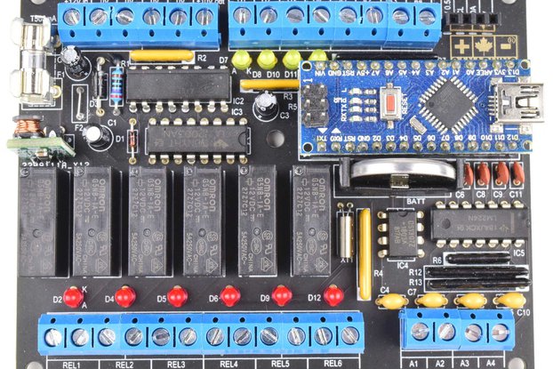 Arduino based CANADUINO® PLC-100 DIY Soldering Kit