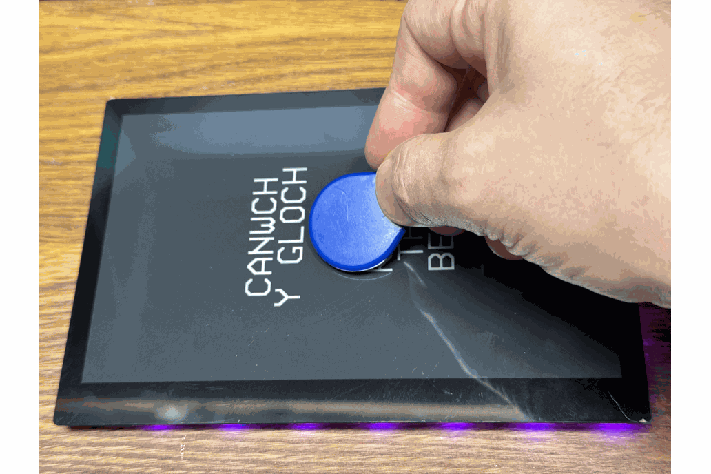 NFC Reader and 7.5" E-Paper panel, dev board 1