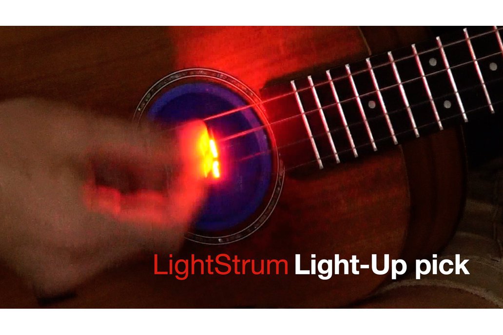 Lightstrum Light-Up Guitar Pick 1