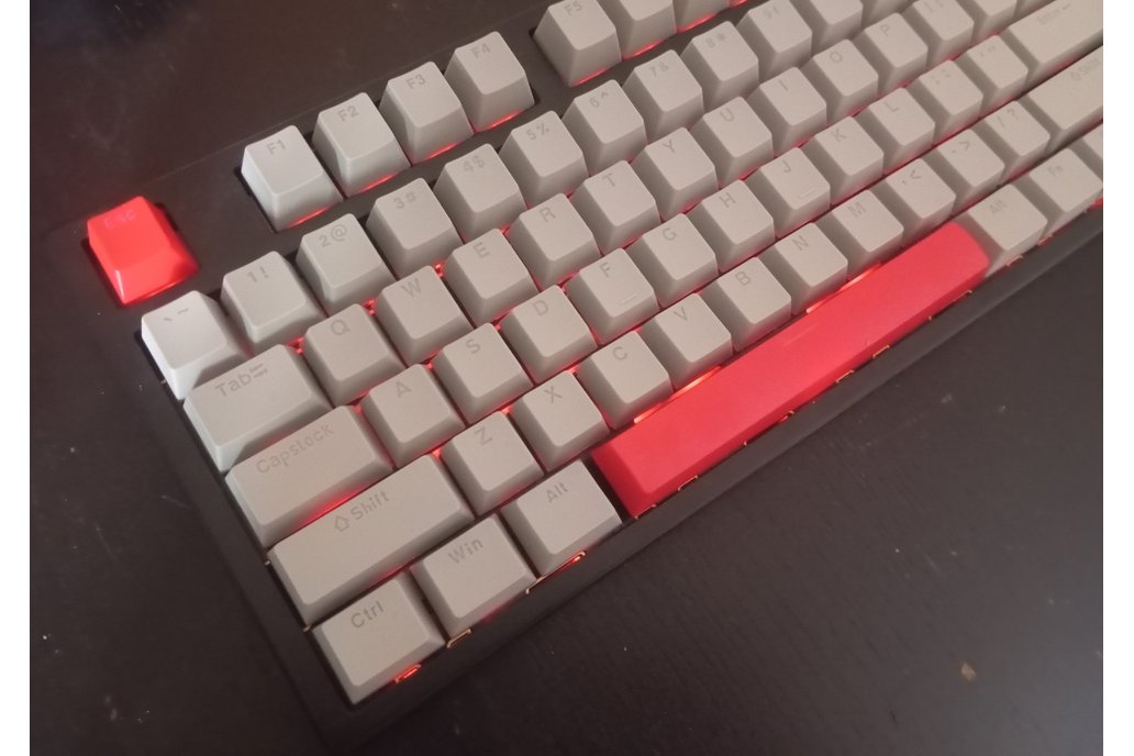 "'Classic'" Custom ABS Keycap Set (104 pcs) 1