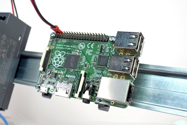 DIN mount clips for Raspberry Pi