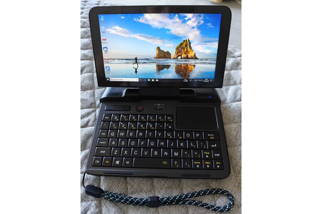 GPD Micro PC - a tiny UMPC with 9 ports 1