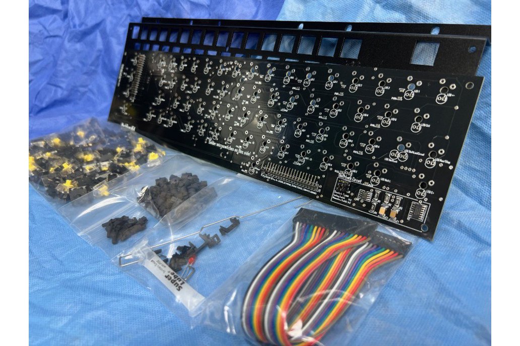MechBoard64 Commodore Mechanical Keyboard - Kit 1