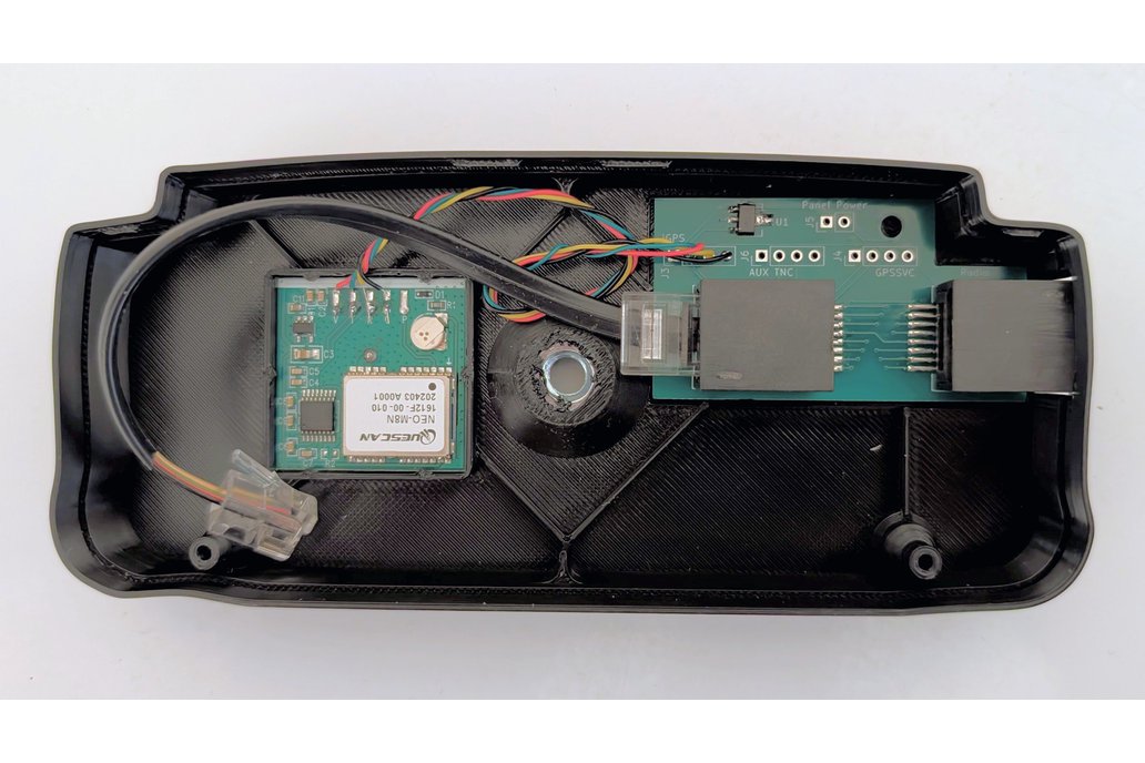 Kenwood D700 "G" GPS-in-head conversion 1