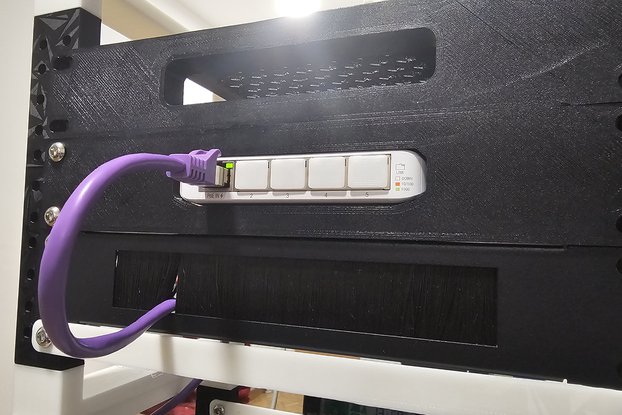 Ubiquiti Unifi USW-Flex-Mini 10-inch rack mount