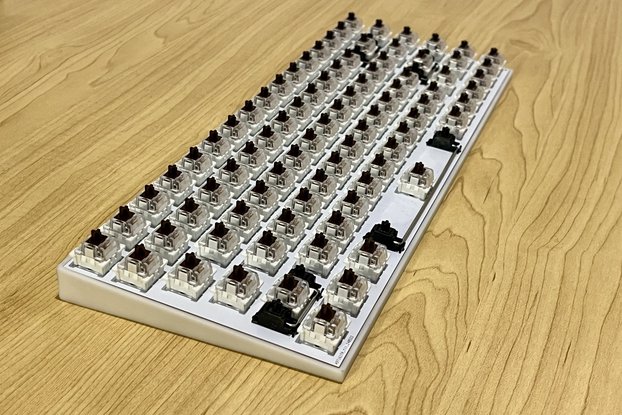 Minimilistic Mechanical Keyboard