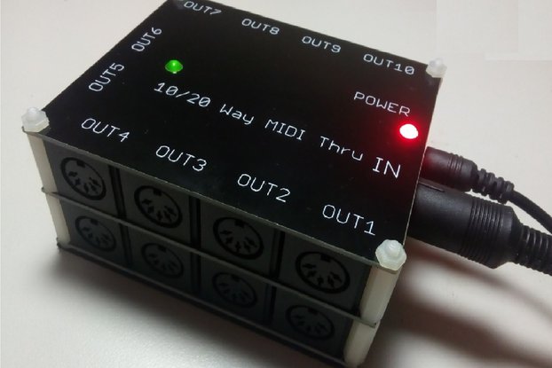 20 way MIDI Thru Splitter unit for synthesizers