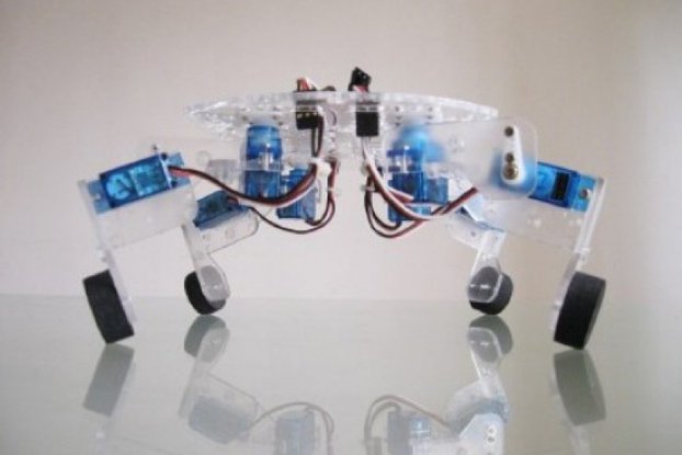 QuaBot quadruped robot chassis with 8 Servo motor