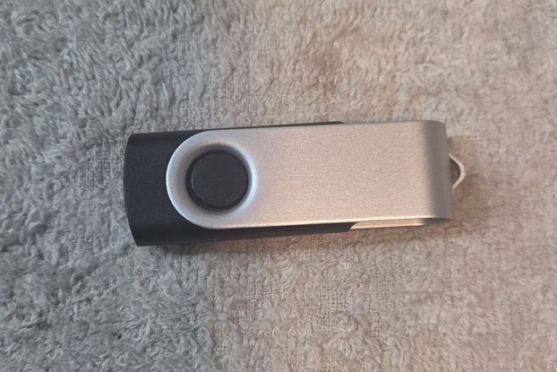 Hiren's NEW Version Bootable USB PC Utilities Pass