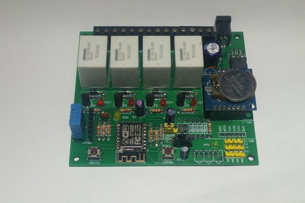 ESP8266-12 4 channel switch with temp sensors