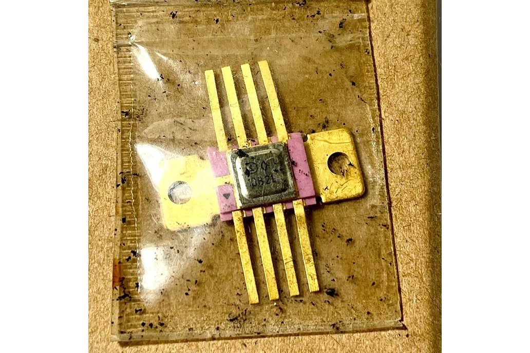 10V21 142EH9A 10В21 142EN9A DIP-8 Microcircuits 1