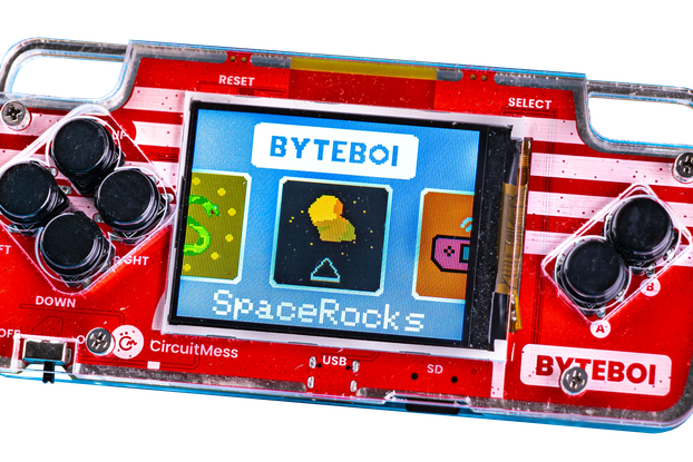 CircuitMess ByteBoi - An Advanced DIY Game Console