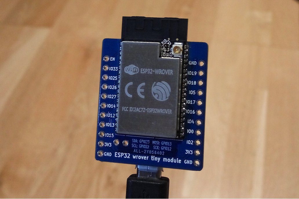 Tiny ESP32 WROVER pSRAM board 1