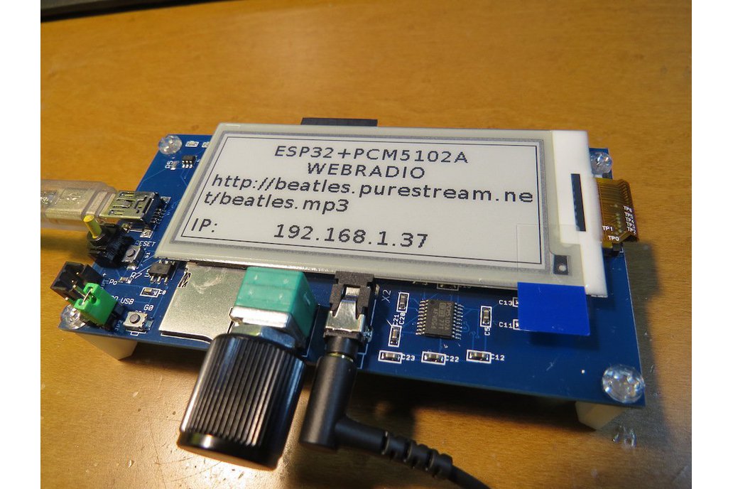 Wide ePaper plus ESP32 ADB 1