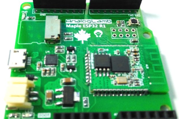 Maple ESP32 – ESP32 Board with Micro SD Interface