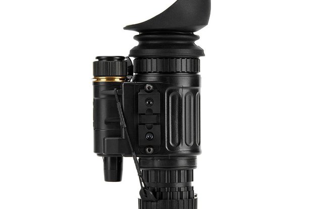 monocular low-light night vision goggle FOV50 °