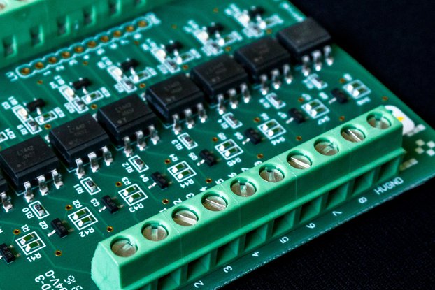 8 ch Opto Isolator board 5-24VDC in 3.3-5VDC out