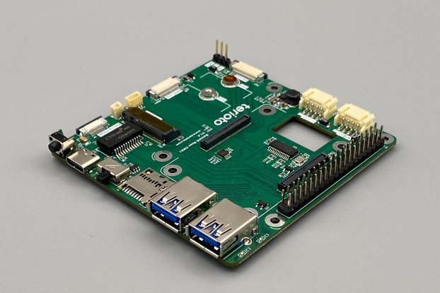 Low Profile IO-Carrier Board RPi CM5