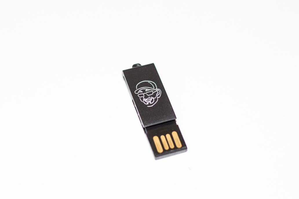 Brian's Face USB Drive (16GB) 1