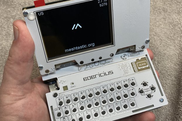 Armachat FLIP - Pocket Meshtastic messenger