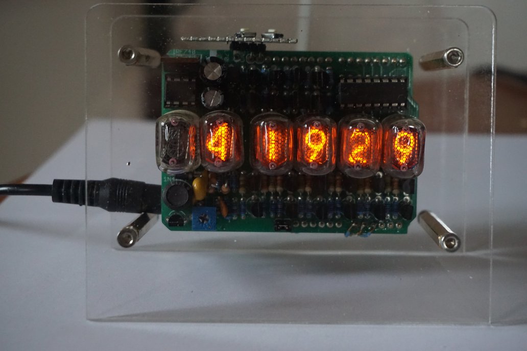 Nixie Clock with 6 x IN-17 tubes 1