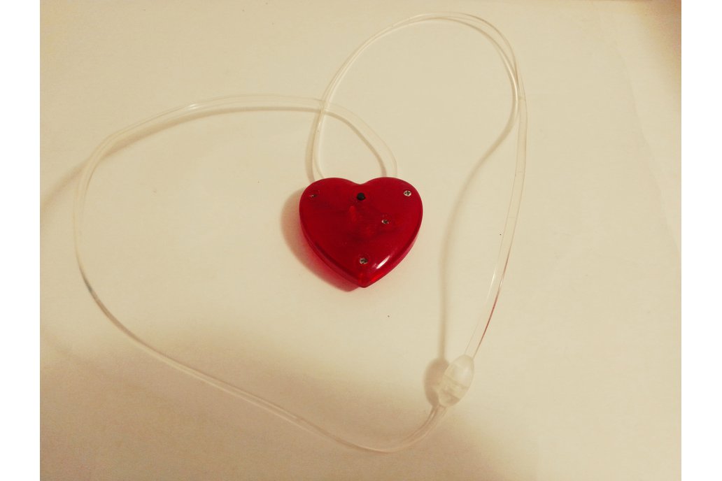 Red Flashing LED Light Up Heart Necklace 1