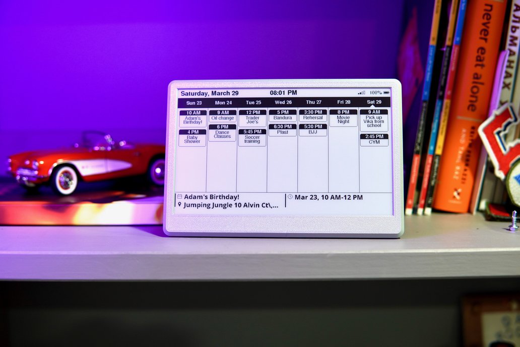 WiFi 7.5" E-Ink Calendar by UkieLab 1