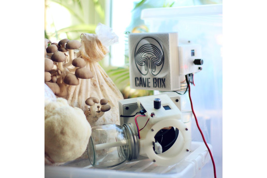 The Cave Box - Automated Mushroom Fruiting Chamber 1