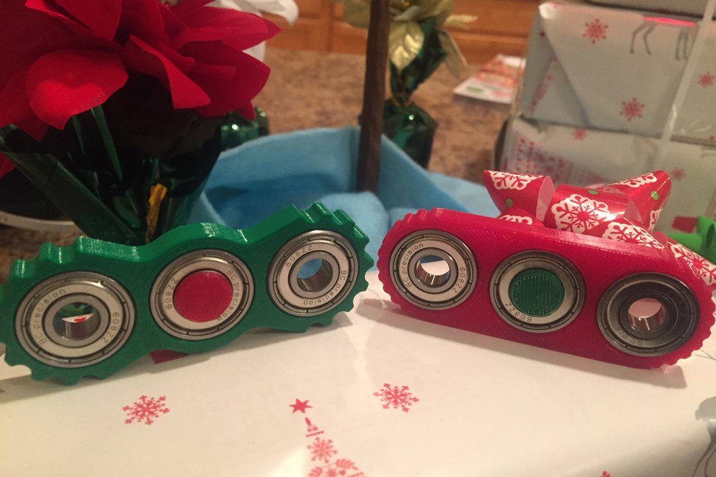 Limited Edition Christmas Spinner Set 1