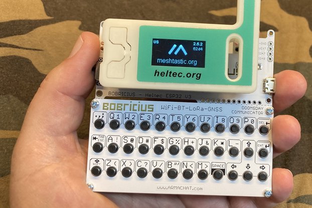 HelSenger - Meshtastic Keyboard for Heltec LoRa v3